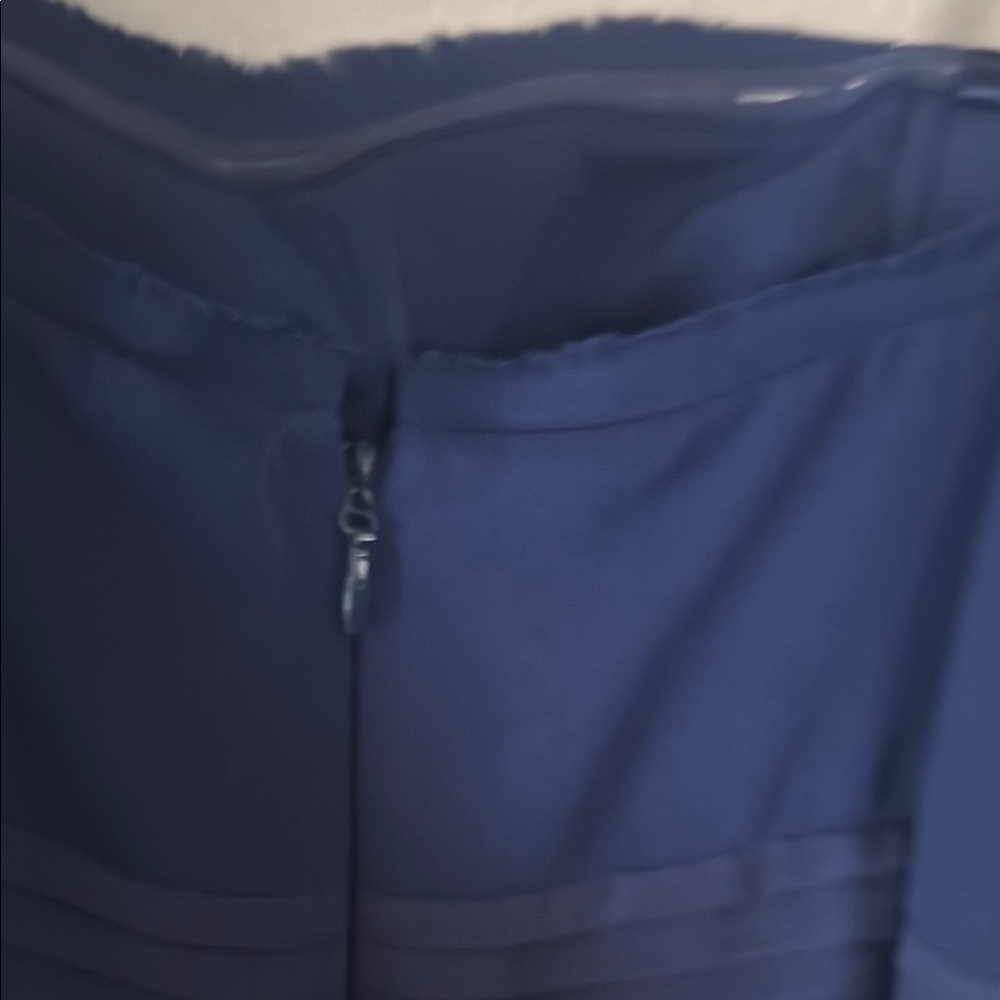 BCBGMaxAzria Blue ruella 💯 silk for Weddings prom formal occasion - Picture 7 of 13